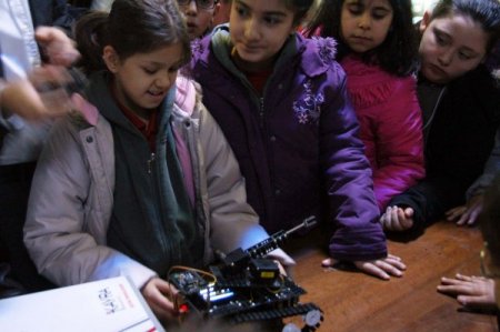 Genç kâşifler, Bilim Merkezi'ni gezdi