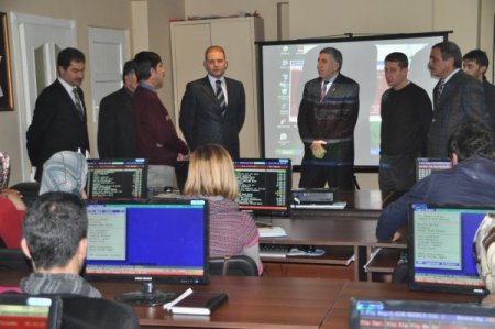 Gençler, Bilgisayarlı Muhasebe Kursu İle Meslek Öğreniyor