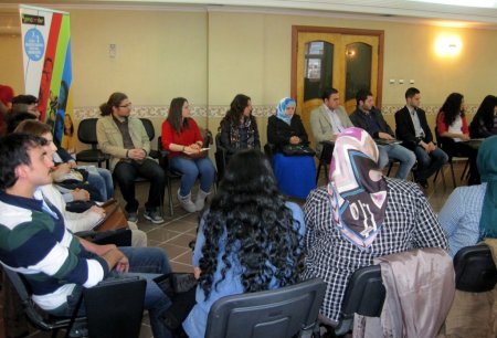 Gençler, kansere karşı eğitiliyor