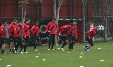 Gençlerbirliği, günü çift idmanla tamamladı