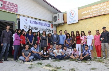 Gençlik Hizmetleri İl Müdürü Demir, gençleri dinledi