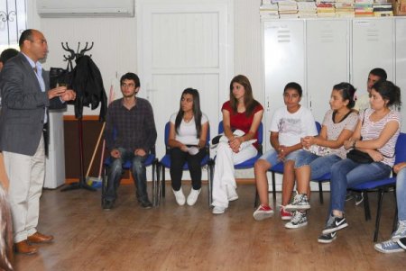 Gençlik Hizmetleri İl Müdürü Demir, gençleri dinledi