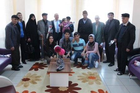 Gençlik Hizmetleri ve Spor İl Müdürü Erim'den huzurevi ziyareti