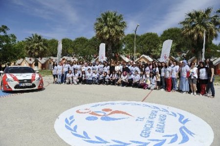 Gençlik kampında gençlerin ralli şovu ilgiyle izlendi