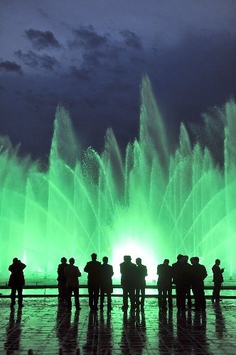 Gençlik Parkı, ışıklı su gösterisine hazırlanıyor