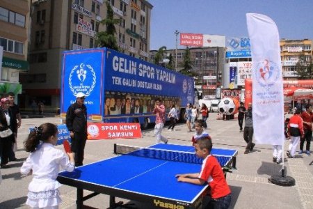 Gençlik ve Spor Bakanlığı’nın Gençlik TIR'ı Samsunlularla buluştu