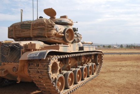 Genelkurmay Başkanı Özel, Kobani sınırında denetim yaptı