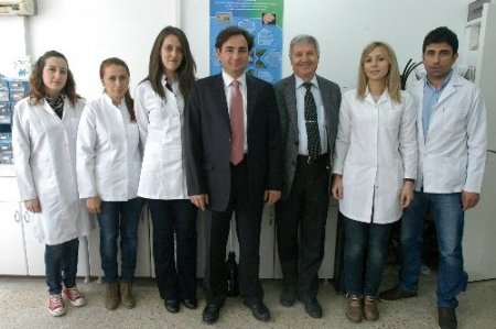 Genetiği değiştirilmiş fare ile Alzheimer hastalığına çare aranacak