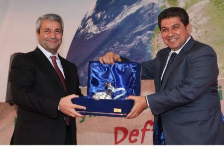 Geri dönüşüm defterleri öğrencilerin yüzünü güldürdü