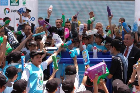Geri Dönüşüm Kampanyasıyla Plastiğin Çevre Düşmanı Olduğu Önyargısı Kırılacak