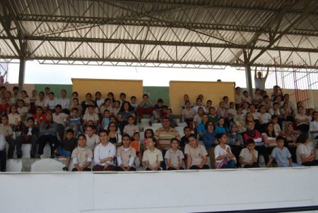 Gezici Tiyatro Ekibi, Yeşil Dünya İle Kozanlı Çocuklarla Buluştu