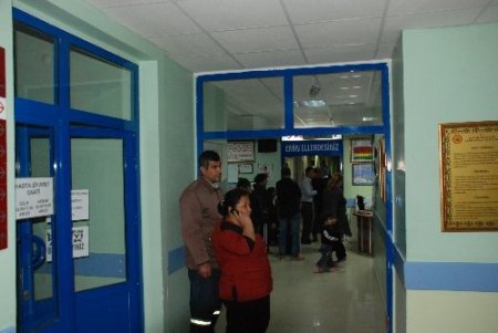 Geziye giden öğrenci otobüsü kaza yaptı: 2 ölü, 21 yaralı