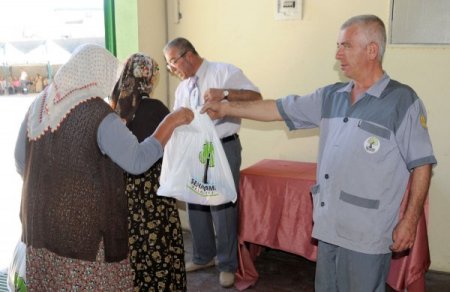 Gıda Bankası yüzleri güldürüyor