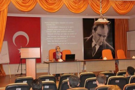 Gıda ve yem şubesi personeline iletişim ve beden dili semineri