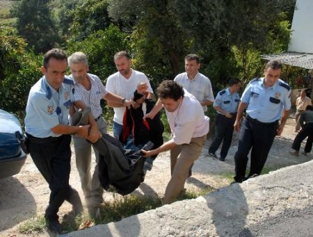 Girdiği Evden İç Çamaşır Çalan Hırsız, İntihara Kalkıştı