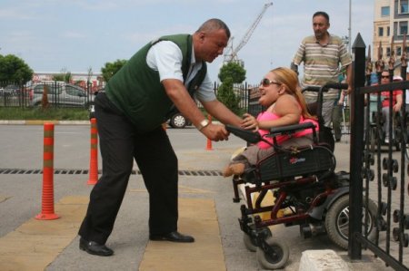 Giresun'da engelliler sahile ulaşmak istiyor