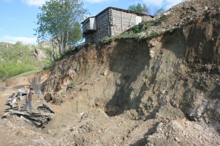 Giresun'da Ölen İşçilerin Yakınları Tepki Gösterdi