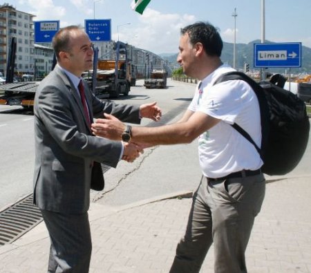 Giresunlu Gazeteci Ankara'ya Kadar Yürüyecek
