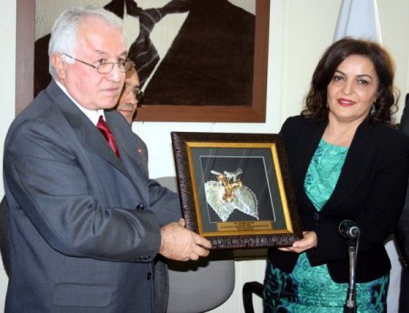 Giresunlu STK'lardan, Rektör Attar ve Emniyet Müdürü Bulak'a ödül