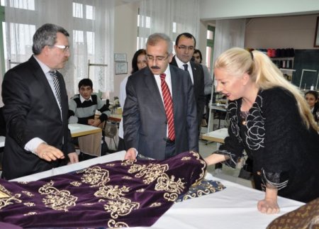 Girişimciler dezavantajlı vatandaşlar için Edirne'ye çıkarma yaptı