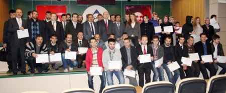 Girişimcilik kursunu tamamlayanlar sertifikalarını aldı