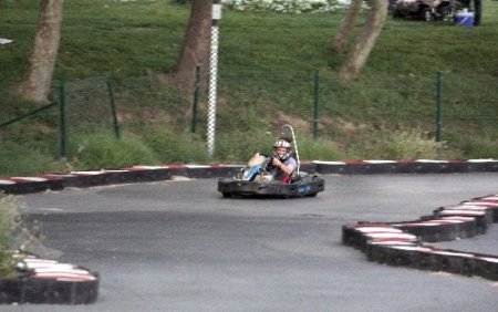 Go-kart pistindeki kaza ucuz atlatıldı