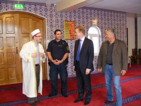 Göçmen Bakanı Billström: Türkler, İsveç’e En İyi Uyum Sağlayan Millet