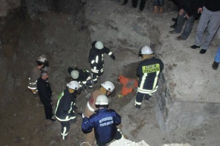 Göçük altında hayatını kaybeden işçi yeni yılı göremedi