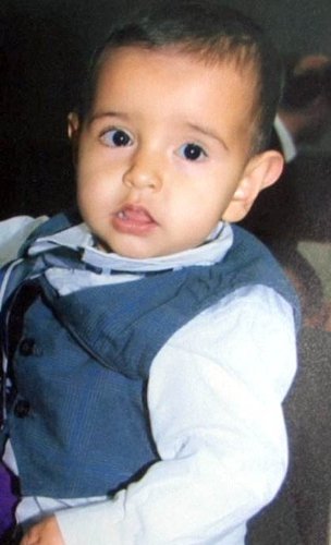 Göçükte kalan 3 yaşındaki çocuk ağır yaralandı