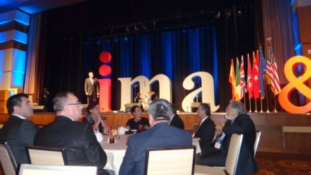 Gökçek'e 'dünyada sosyal medyayı en iyi kullanan belediye başkanı' ödülü verildi