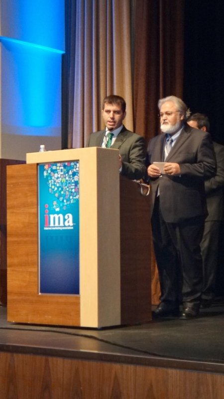 Gökçek'e 'dünyada sosyal medyayı en iyi kullanan belediye başkanı' ödülü verildi