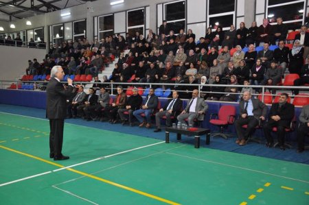 Gökkuşağı Derneği'nden aile içi iletişim konferansı