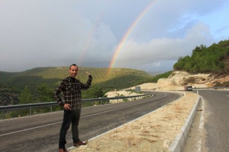 Gökkuşağının büyüleyici güzelliği görenleri hayran bıraktı