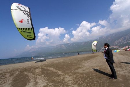 Gökova, kiteboardda dünya şampiyonasına evsahipliği yapmak istiyor