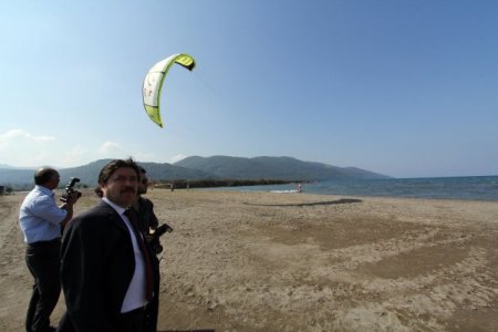 Gökova, kiteboardda dünya şampiyonasına evsahipliği yapmak istiyor