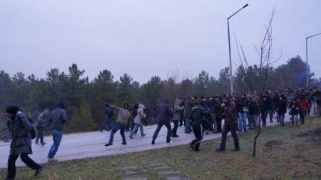 Göktürk-2 törenini bahane eden grup, ODTÜ’yü savaş alanına çevirdi