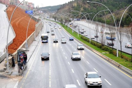 Gölbaşı-AŞTİ metrobüs seferleri başladı