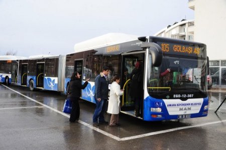 Gölbaşı-AŞTİ metrobüs seferleri başladı