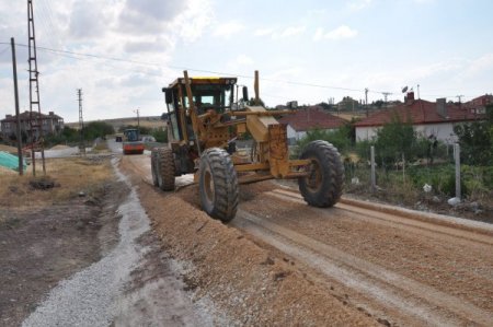 Gölbaşı Belediyesi, Yeni Mahallelerde Asfalt Çalışmalarına Başladı