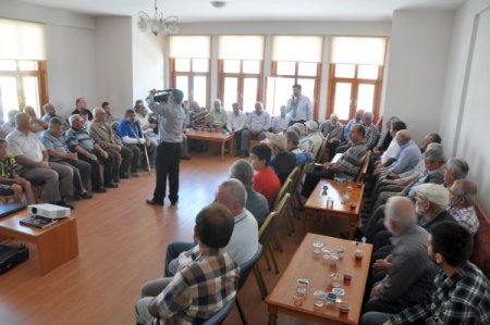 Gölbaşı Belediyesi'nden helvalı sohbet