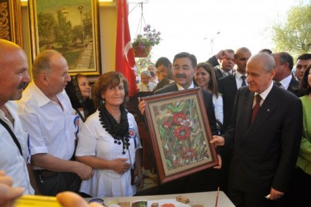 Gölbaşı Uluslararası Göller, Andezit Ve Sevgi Çiçeği Şenliği Başladı