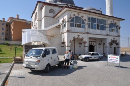 Gölbaşı'nda Camiler Ramazan'a Hazırlanıyor