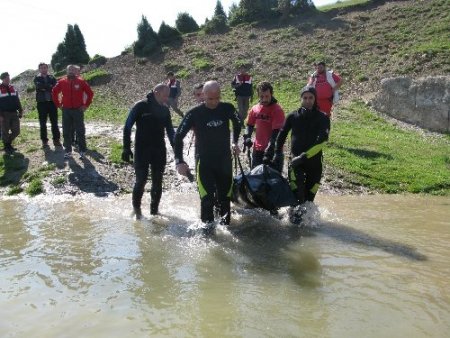 Gölette boğulan öğrencinin cesedine bir gün sonra ulaşıldı
