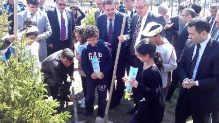 Gonca Dergisi, 1 milyon fidan hedefine Ankara’da yaklaştı