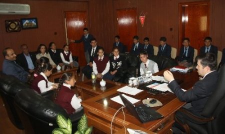 Goncalı Ortaokulu öğrencilerinden Ağrı Milli Eğitim Müdürü Başak’a ziyaret