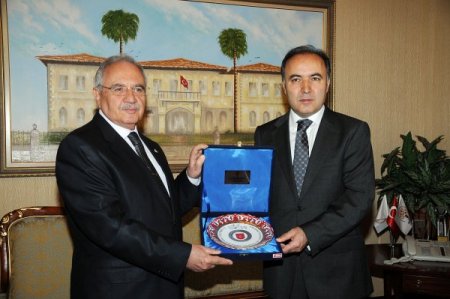 Gönül: Dünya Ladin’e Yapılan İttifakı Ümid Ederim Pkk’ya Karşı Da Yapar