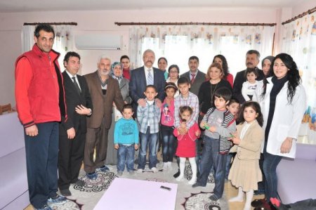 Gönül elçileri belgelerini aldı