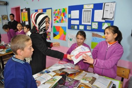 'Gönül Köprüsü Projesi' çocuklarda bencilliği ortadan kaldırıyor