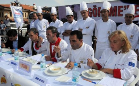 Göreme'de yemekler yarıştı