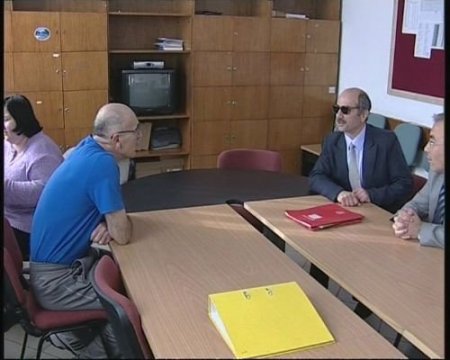 Görme Engelli Öğretmen, Azmi İle Göremeyen Öğrencilerine Işık Oluyor
